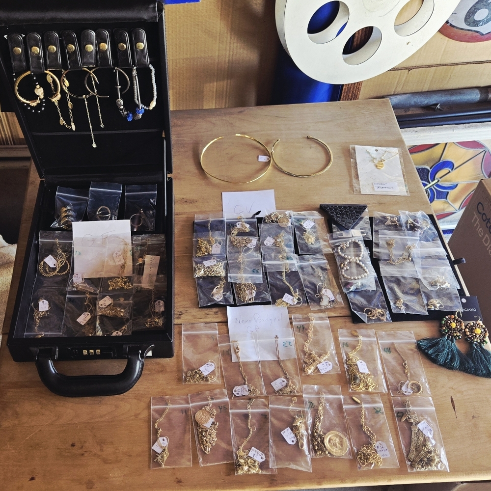 COMPLETE JEWELRY INVENTORY AND CASE! 50+ GF, GV, GP Hallmarked by Hip Designers!